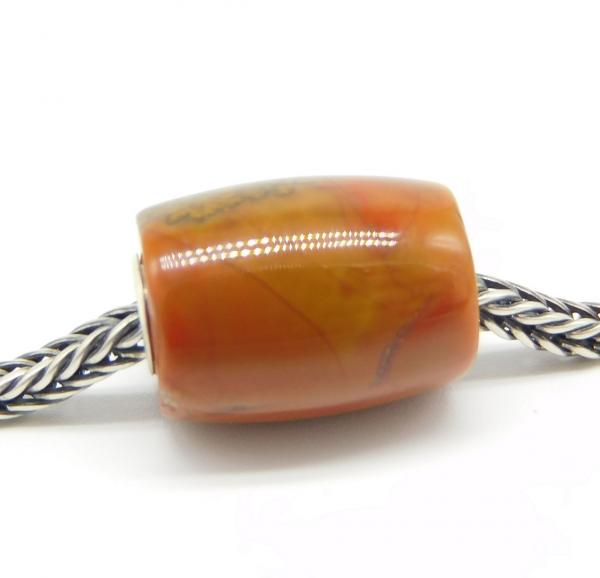 Red Agate Barrel - The Palace of Amber - Edelstein - live photo